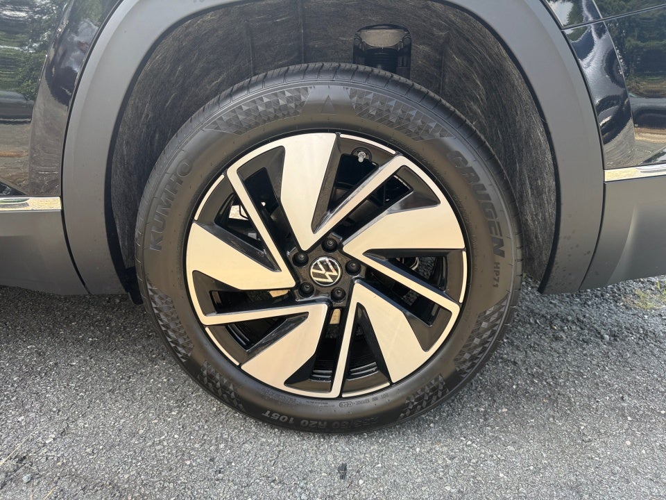 2026 Volkswagen Atlas SEL