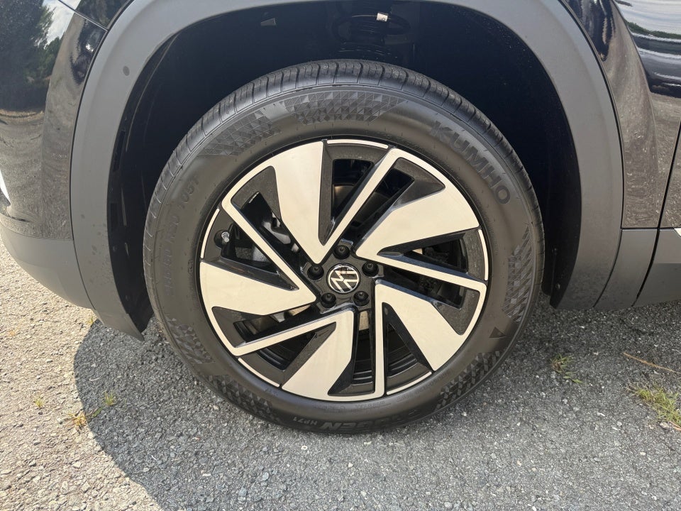 2026 Volkswagen Atlas SEL