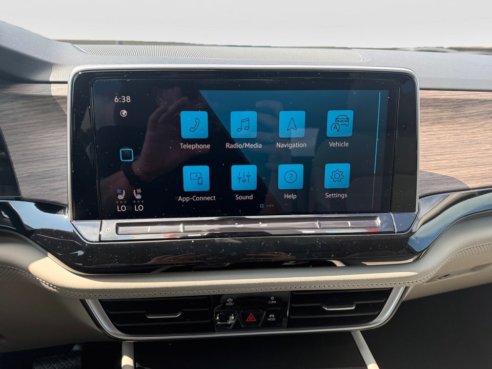 2026 Volkswagen Atlas 2.0T SEL