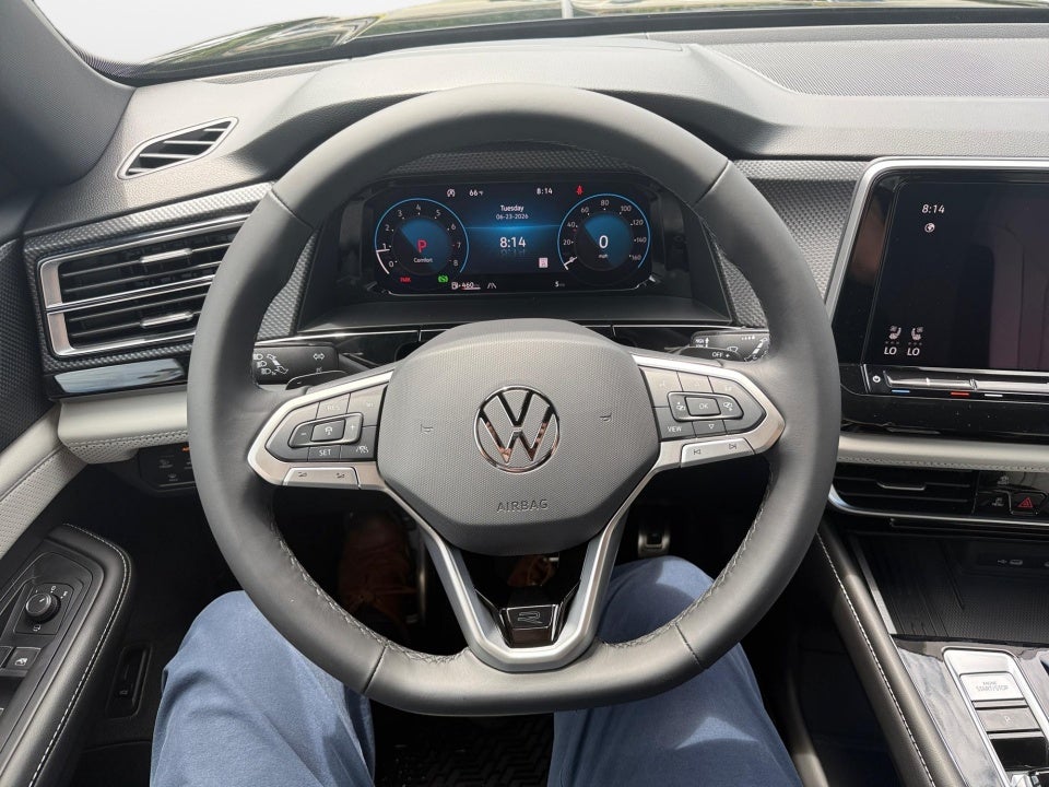 2026 Volkswagen Atlas Cross Sport 2.0T SEL Premium R-Line