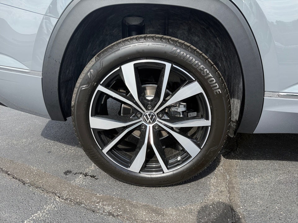 2026 Volkswagen Atlas SEL Premium R-Line