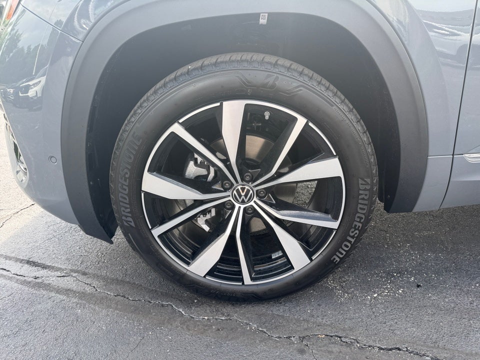 2026 Volkswagen Atlas SEL Premium R-Line