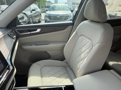 2026 Volkswagen Atlas SEL Premium R-Line