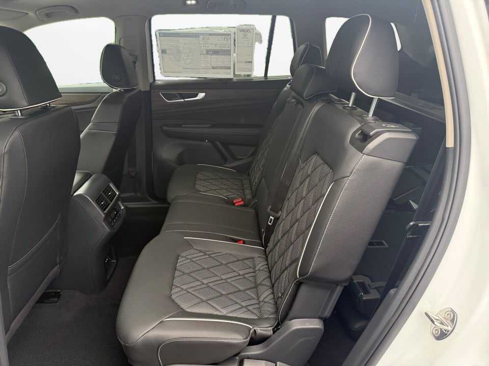 2026 Volkswagen Atlas SEL Premium R-Line