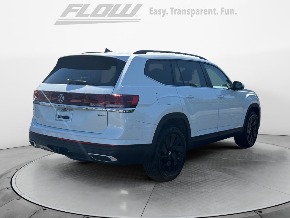 2026 Volkswagen Atlas SE with Technology