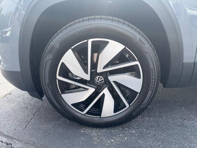 2026 Volkswagen Atlas SE with Technology