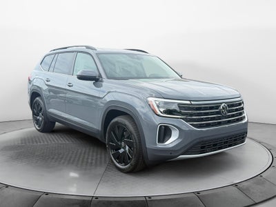 2026 Volkswagen Atlas SE with Technology
