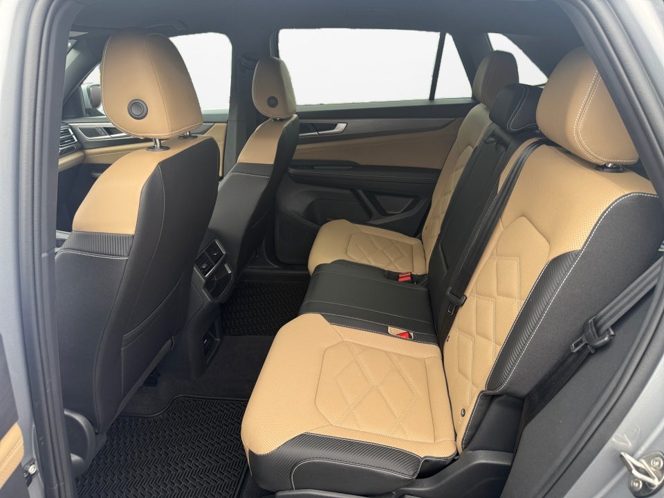 2026 Volkswagen Atlas Cross Sport 2.0T SE