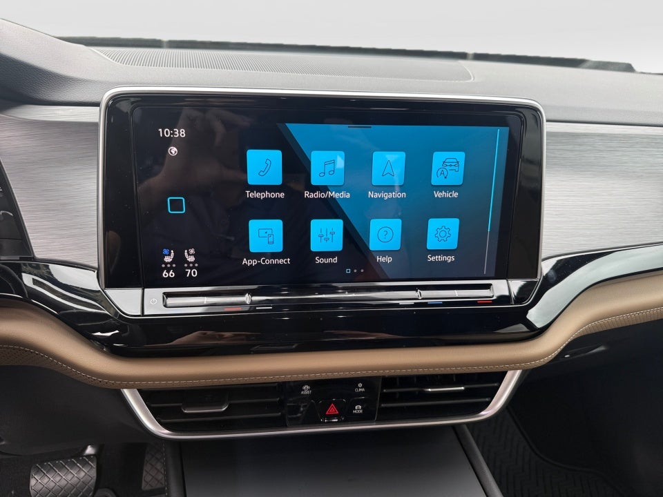 2026 Volkswagen Atlas Cross Sport 2.0T SE