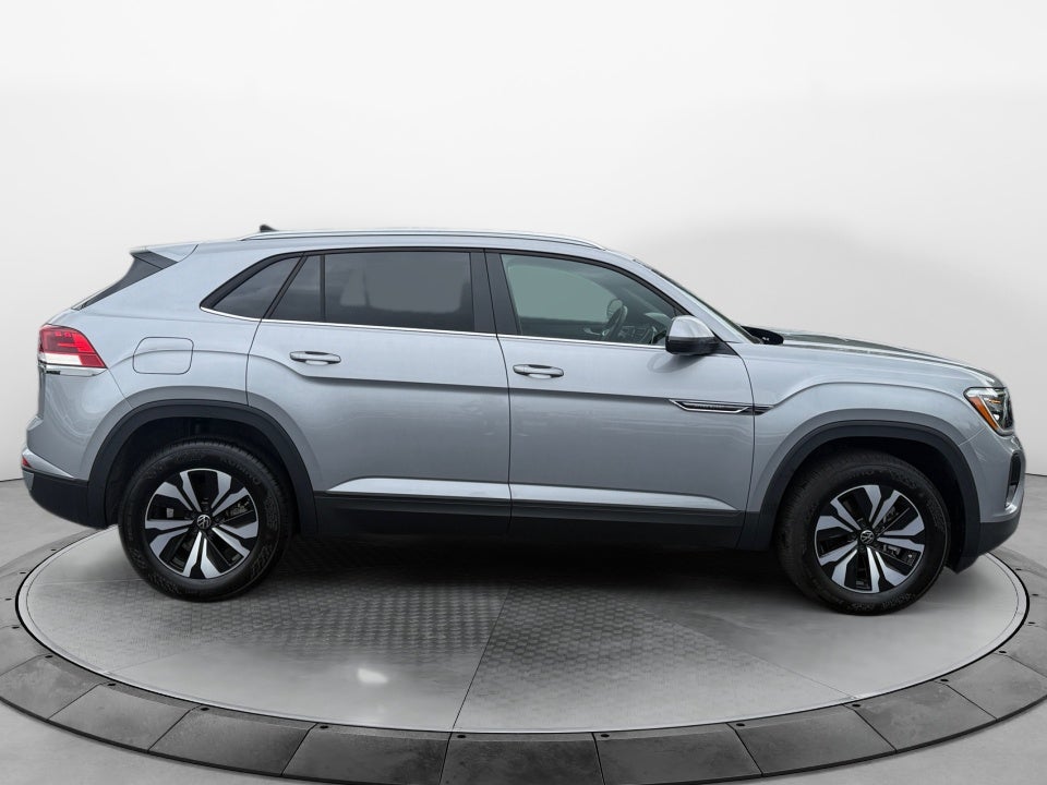 2026 Volkswagen Atlas Cross Sport 2.0T SE