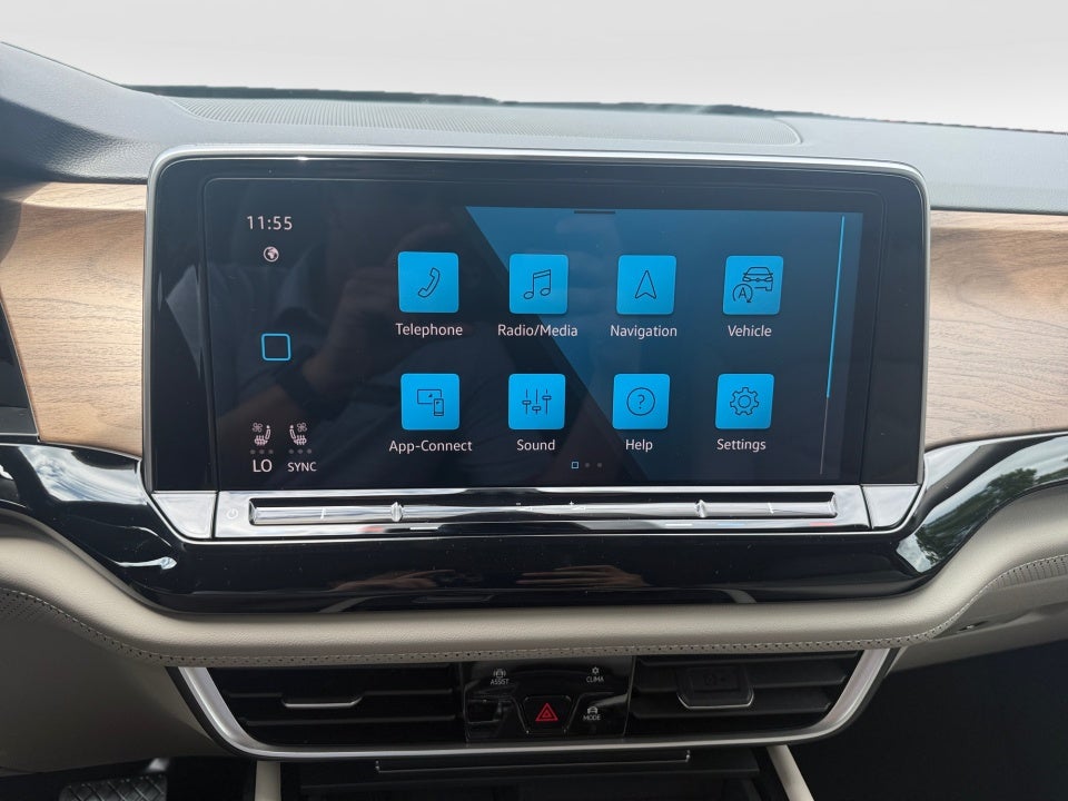 2026 Volkswagen Atlas SE