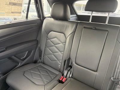 2026 Volkswagen Atlas Cross Sport SE with Technology