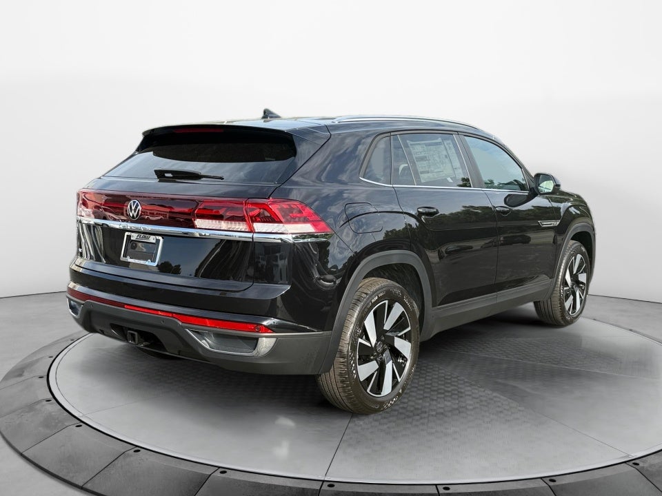 2026 Volkswagen Atlas Cross Sport SE with Technology