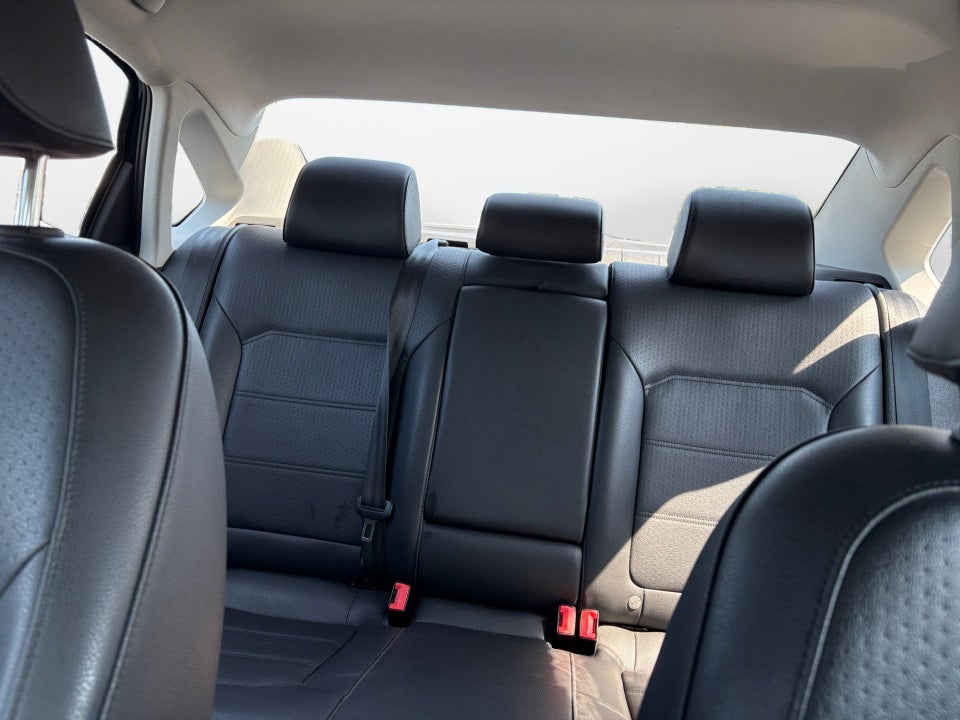 2015 Volkswagen Passat 1.8T Limited Edition