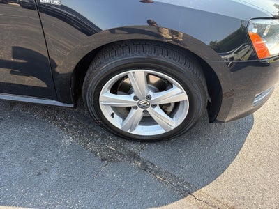2015 Volkswagen Passat 1.8T Limited Edition