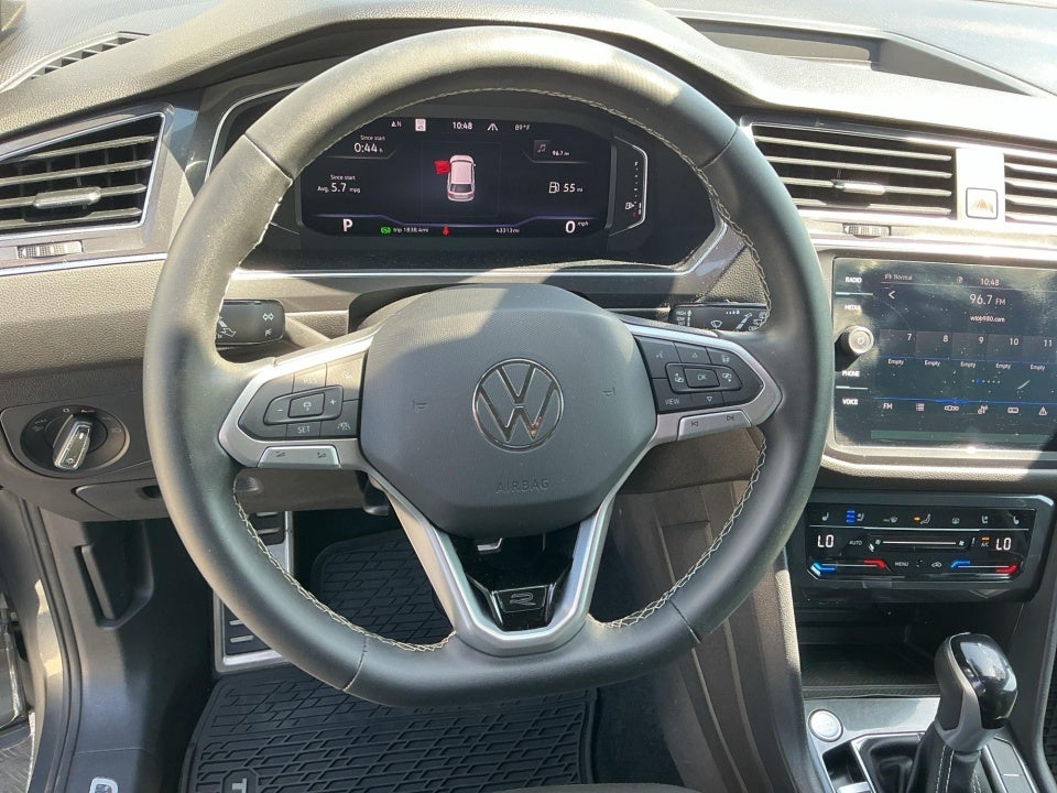 2023 Volkswagen Tiguan SEL R-Line