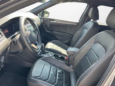 2023 Volkswagen Tiguan SEL R-Line