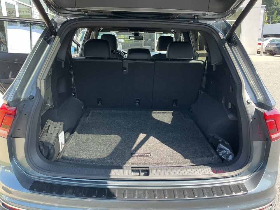 2023 Volkswagen Tiguan SEL R-Line