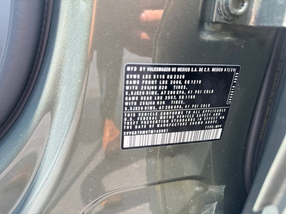 2026 Volkswagen Tiguan SE R-Line Black