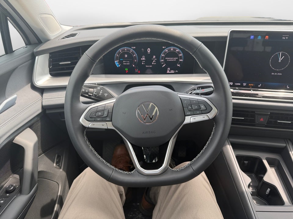 2026 Volkswagen Tiguan SE