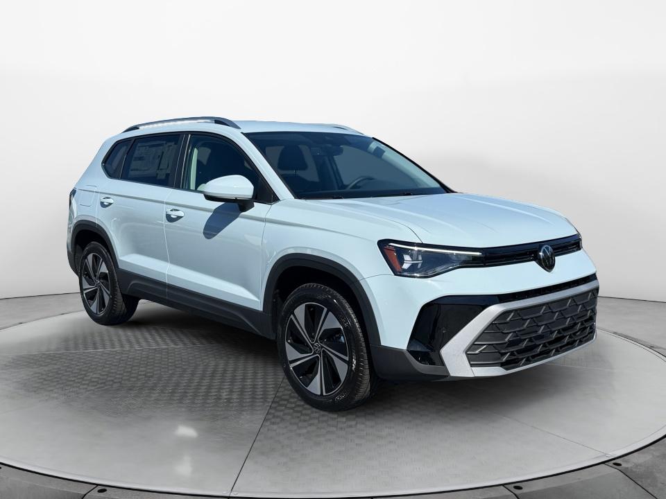2027 Volkswagen Taos SE