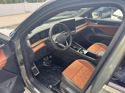 2026 Volkswagen Tiguan SEL R-Line Turbo