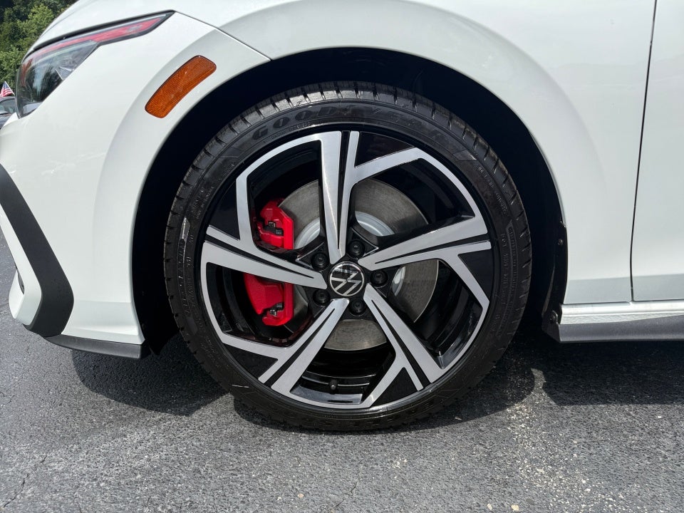 2026 Volkswagen Golf GTI SE