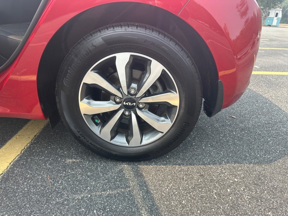 2023 Kia Rio 5-Door S