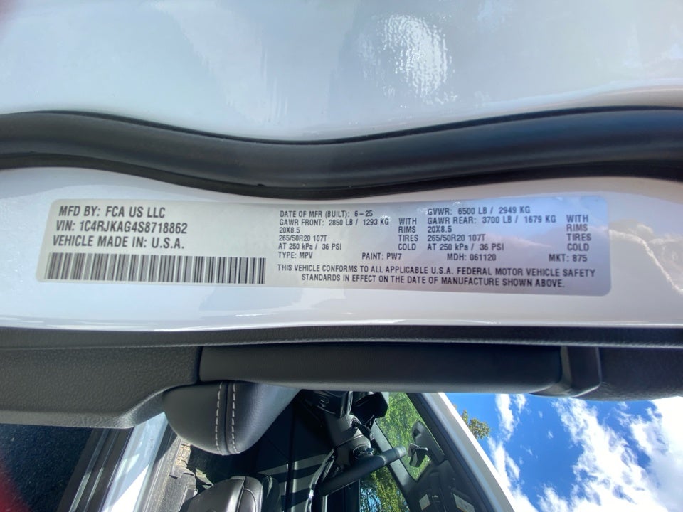2025 Jeep Grand Cherokee L Altitude X 4x4