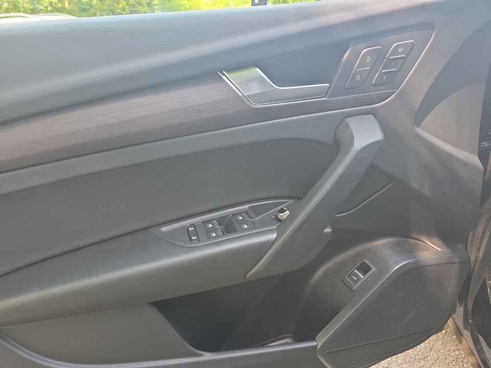 2024 Audi Q5 Premium 40 TFSI quattro S tronic