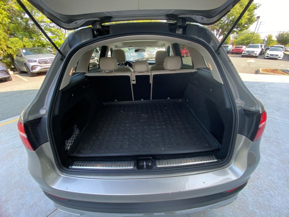 2019 Mercedes-Benz GLC 300 GLC 300