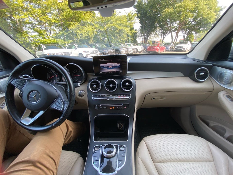 2019 Mercedes-Benz GLC 300 GLC 300