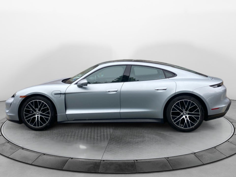 2022 Porsche Taycan RWD