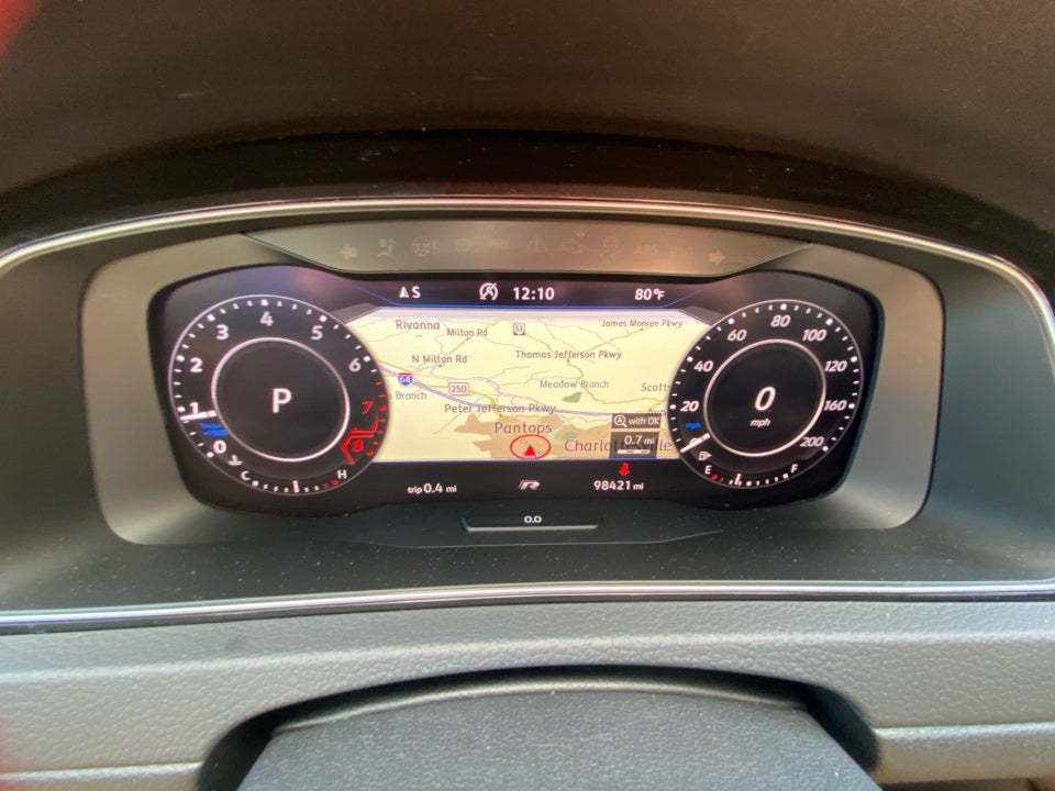 2018 Volkswagen Golf R 2.0T w/DCC & Navigation
