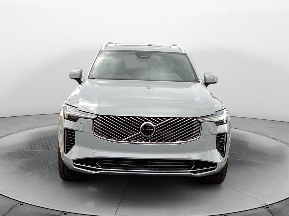 2026 Volvo XC90 Core