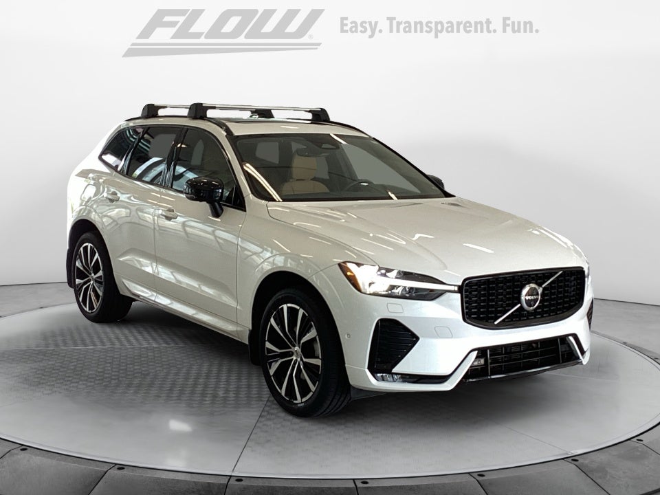 2023 Volvo XC60 B5 Ultimate Dark Theme