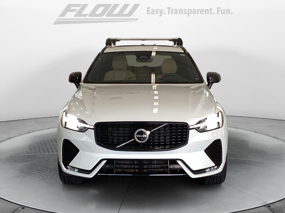 2023 Volvo XC60 B5 Ultimate Dark Theme