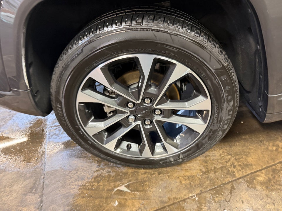 2022 Jeep Grand Cherokee Overland 4x4