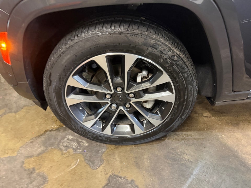 2022 Jeep Grand Cherokee Overland 4x4
