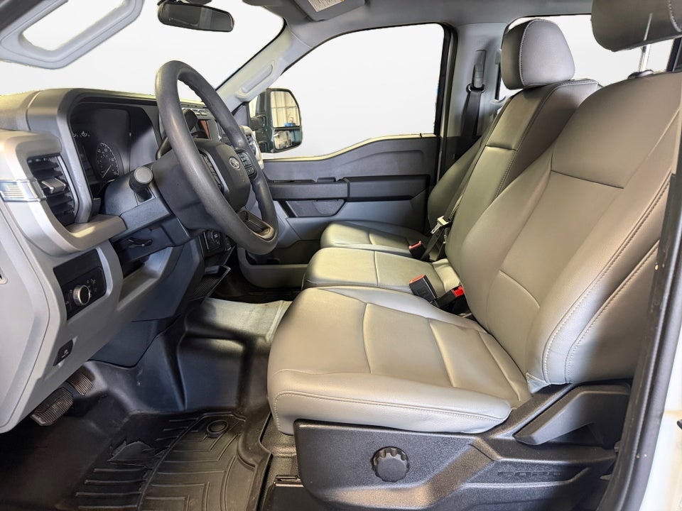 2023 Ford F-350 XL