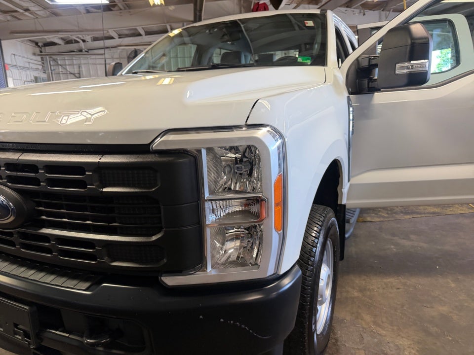 2023 Ford F-350 XL