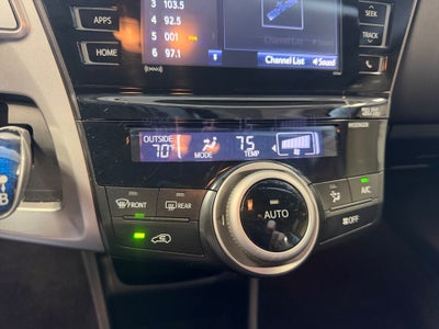 2017 Toyota Prius v Four