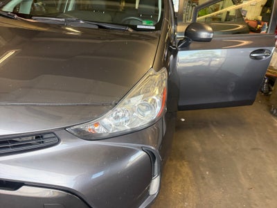 2017 Toyota Prius v Four