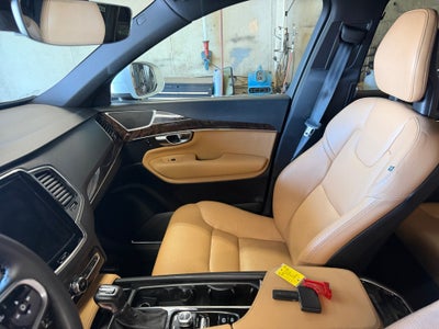 2017 Volvo XC90 Momentum