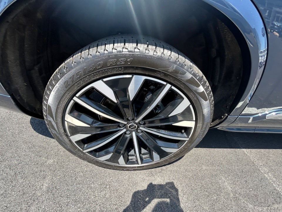 2026 Volvo XC90 Plus