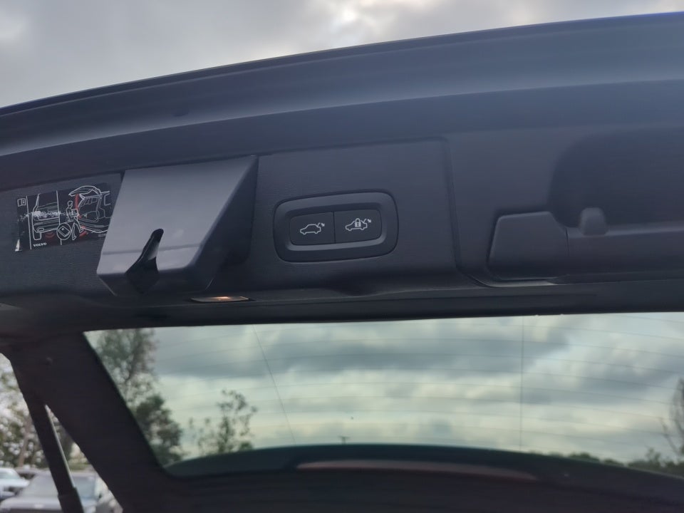 2021 Volvo XC60 Inscription