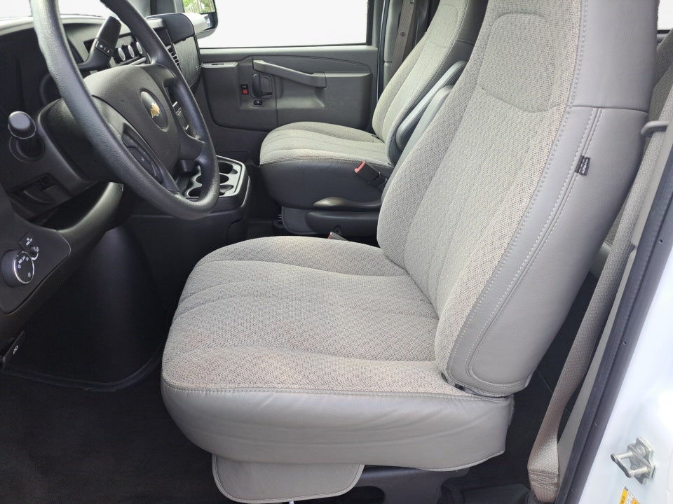 2024 Chevrolet Express Passenger RWD 3500 Extended Wheelbase LT