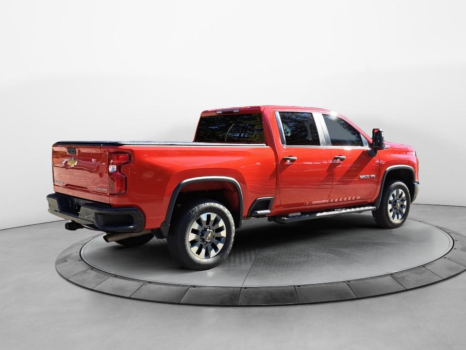 2024 Chevrolet Silverado 2500HD Custom