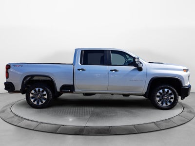 2022 Chevrolet Silverado 2500HD Custom