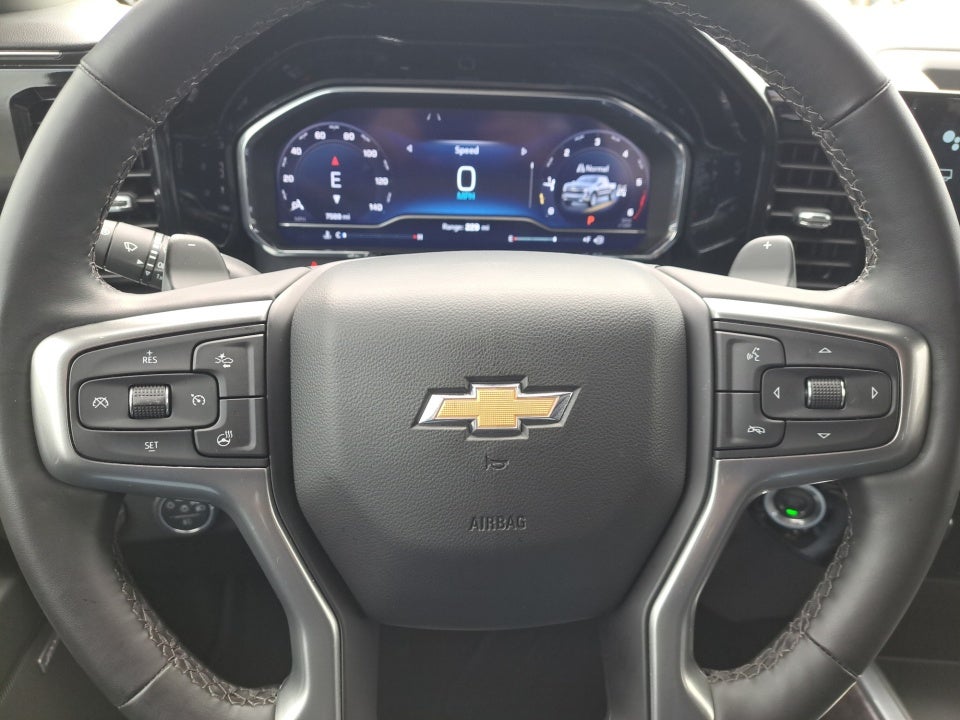 2025 Chevrolet Silverado 1500 4WD Crew Cab Short Bed LTZ